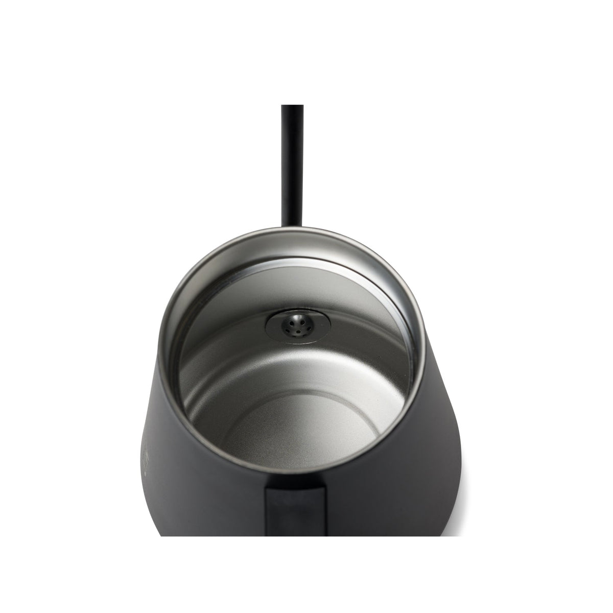 new-standard-pour-over-kettle-z2 Pour_Over_Kettle_Black_Studio_0222_Screen__POK1SNOS002.jpg