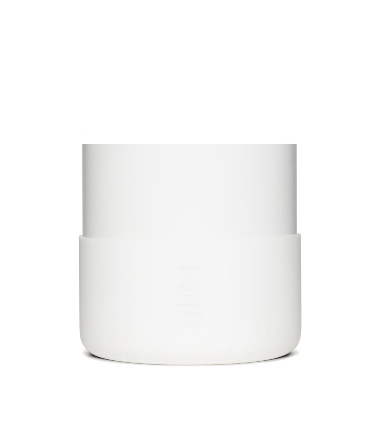 silicone-boot-g3 Silicone_Boot_32oz_42oz_White_Studio_0821_On_Bottle_7c7df284-5bee-4f24-a031-14b02db7328f__SLB1PN34001.jpg