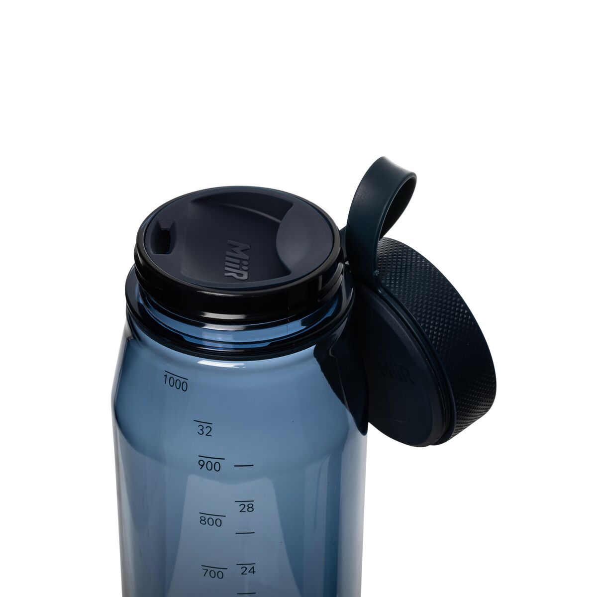 everywhere-bottle-l6 WebPDP-33oz_Everywhere_Bottle_TidalBlue__EWB1PN32215_X2Studio_TetherTwist.jpg