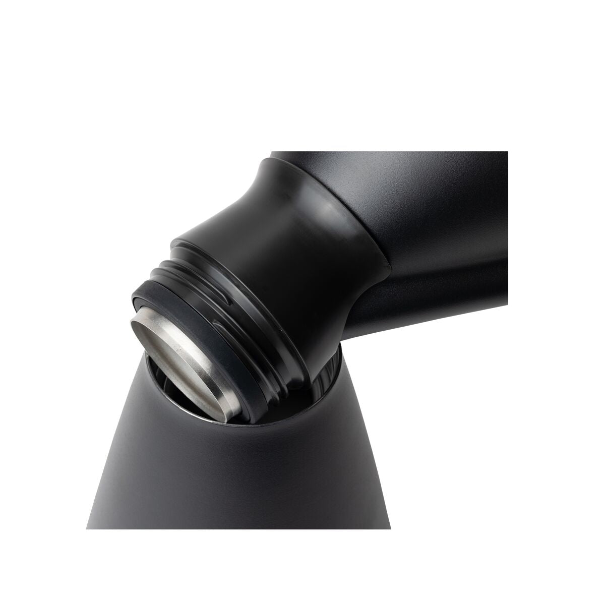 new-standard-carafe-f5 WebPDP-Carafe_Black_Studio_0722_45_Deg_Top_Staged__CAR1SVOS002.jpg