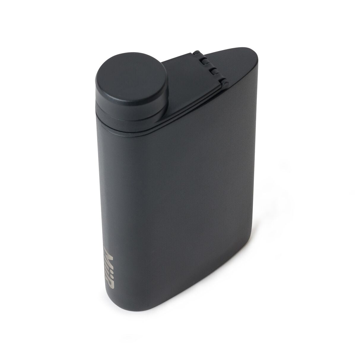 father-s-day-2026-flask-w8 WebPDP-Flask_Black_Studio_1022_45Deg_Closed__FLK1SSOS002.jpg