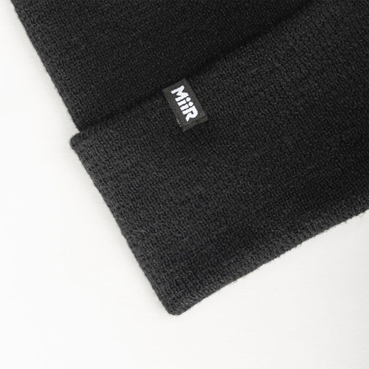 recycled-poly-fine-knit-beanie-h7 WebPDP-RecycledPolyFineKnitBeanie_Studio_TagDetail_Black__BNE005002OS.jpg