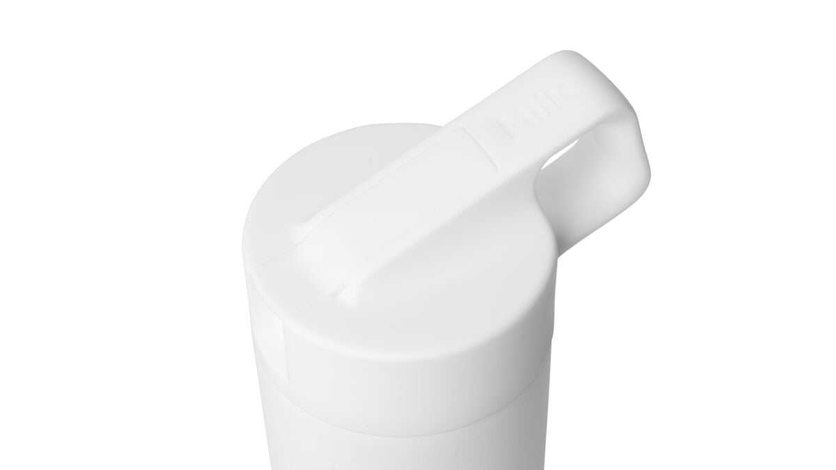 straw-bottle-k9 WebPDP-Straw_Lid_2_White_Studio_0221_45deg_Closed__WMB2SL20001.jpg